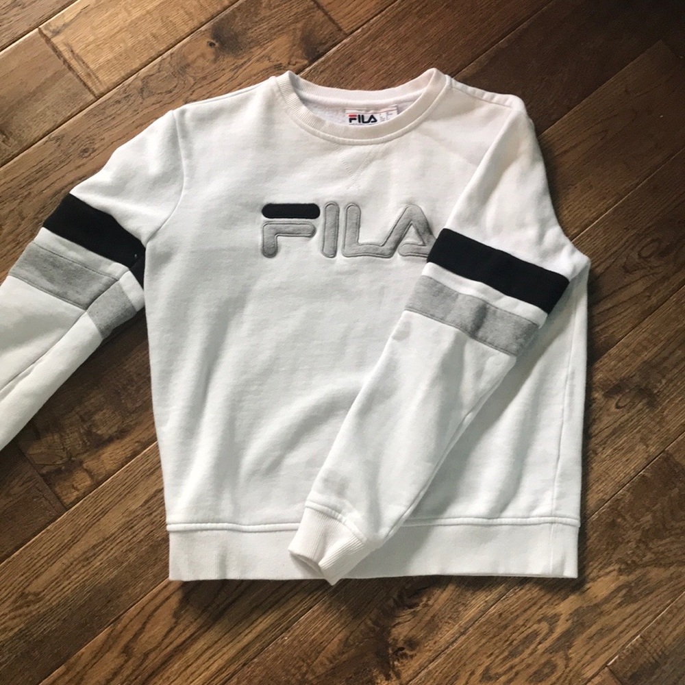 ✨ fila sweatshirt ✨